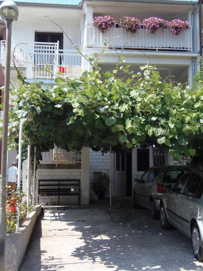 Apartments Lana Пула Экстерьер фото