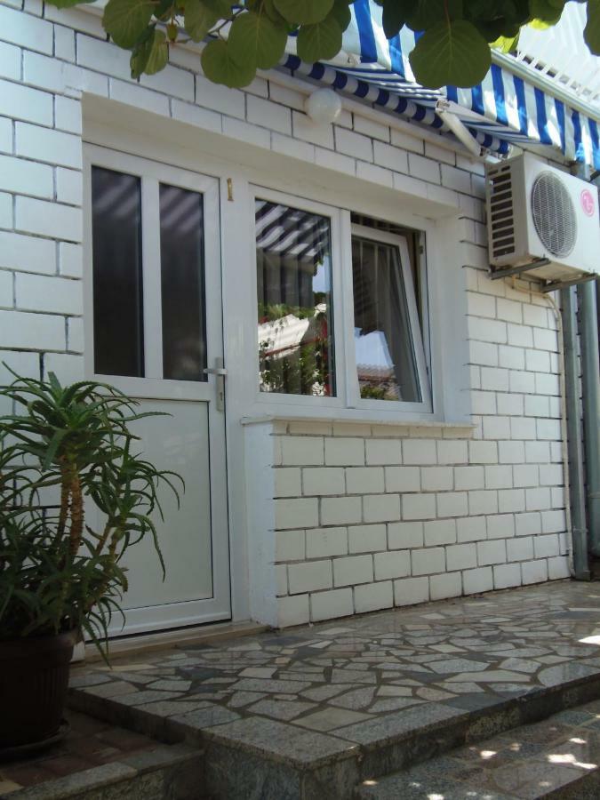 Apartments Lana Пула Экстерьер фото